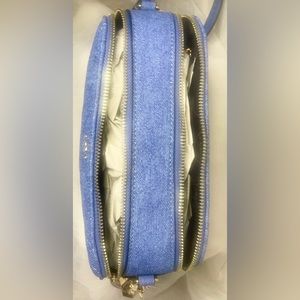 Selling a new crossbody purse from Aldo, my daughter did not want it